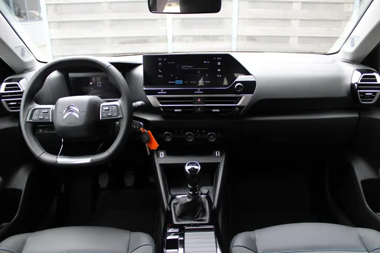 Citroën C4 1.2 Puretech 130 You Cruise/Climate control, Camera, Apple carplay/Android, Radio/DAB, afbeelding 27