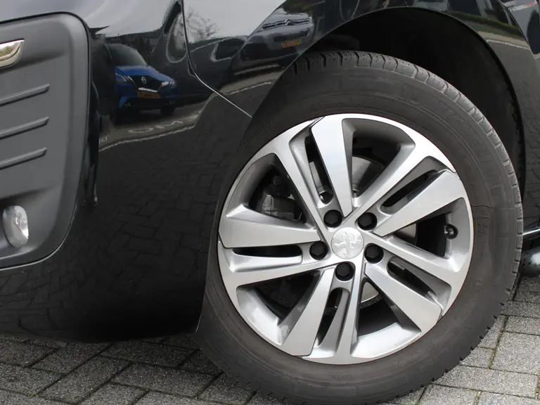 Peugeot Expert 2.0 BlueHDI 145PK EAT8 Automaat Standard Asphalt Navigatie, Trekhaak, Achteruitrijcamera, Parkeersensor Achter, Climate Control, Cruise Control, Lederen Bekleding afbeelding 2