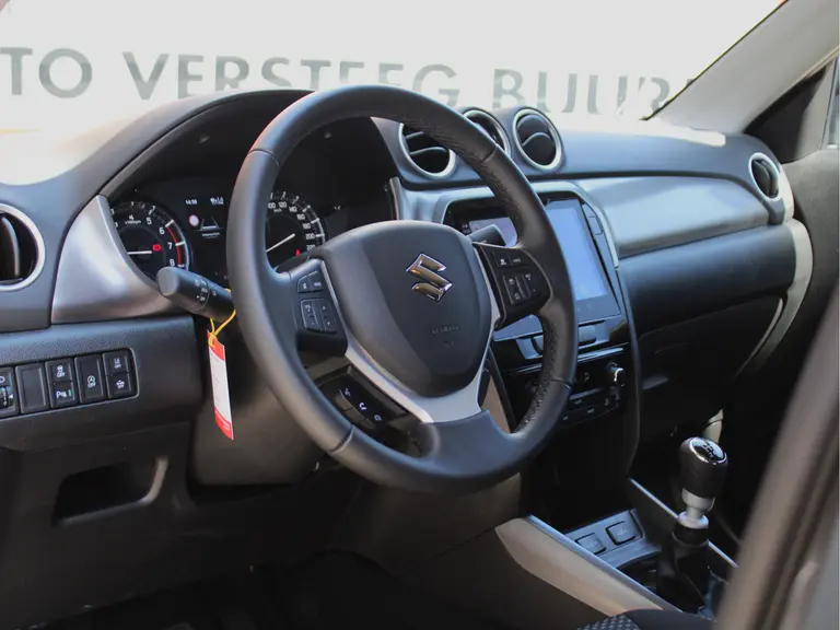 Suzuki Vitara 1.4 Boosterjet Select Smart Hybrid Carplay/Android Auto Draadloos, Adaptieve Cruise en Climate Control 499,- private lease afbeelding 5