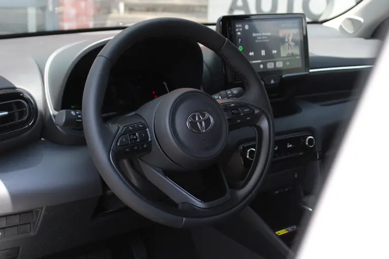 Toyota Yaris 1.5 Hybrid 115 Teamplayer Achteruitrijcamera, Parkeersensoren voor en achter, Airco Automatisch, Cruise Control Adaptief afbeelding 5