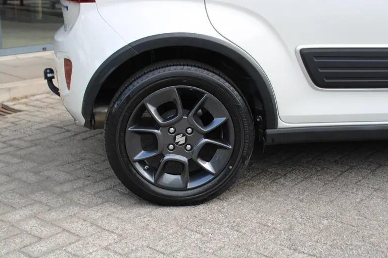 Suzuki Ignis 1.2 Smart Hybrid Style , Stijl, Navigatie, Cruise Control, Climate Control, Keyless Entry afbeelding 6