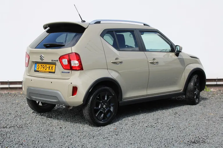 Suzuki Ignis 1.2 Smart Hybrid Style, Automaat , Parkeersensoren, Cruise-Control en ORG NL Auto!! afbeelding 3