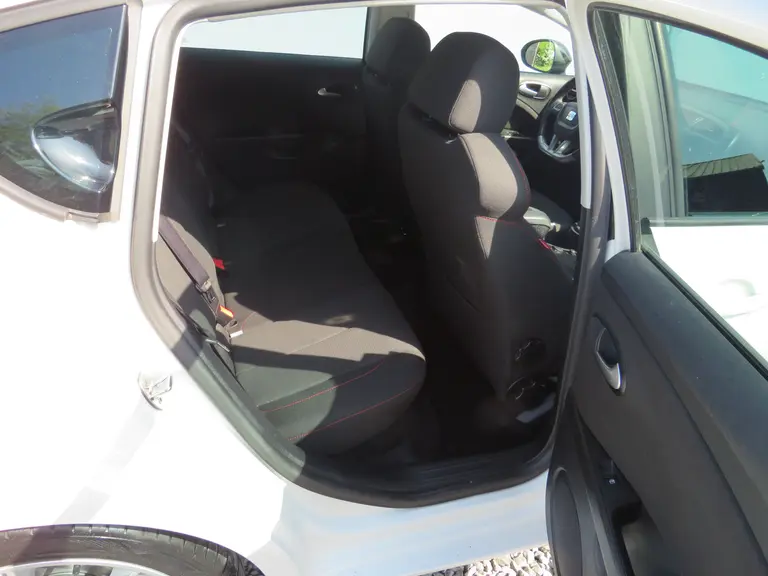 SEAT Leon 1.4 TSI Reference, FR UITVOERING, 18 INCH, ORG NL, GOED ONDERHOUDEN! Navigatie, Stoelverwarming en Parkeersensoren afbeelding 13