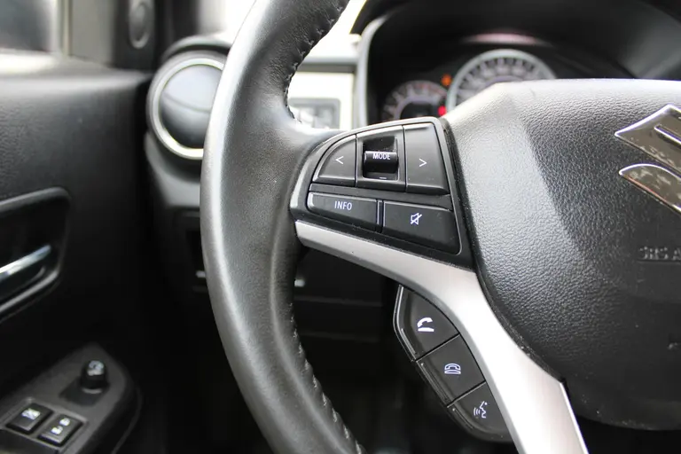 Suzuki Ignis 1.2 Smart Hybrid Style, Trekhaak, 1e Eig. Keyless, Navigatie en Dealer onderhouden! afbeelding 18