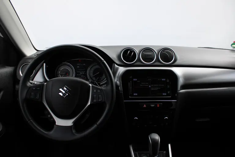 Suzuki Vitara 1.4 Boosterjet Select Smart Hybrid , Automaat, 17000 km en Trekgewicht van 1500KG! afbeelding 8