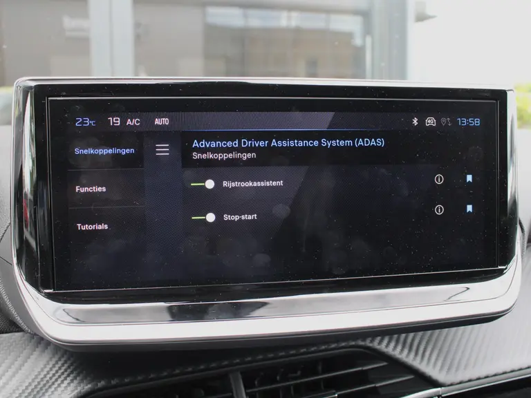 Peugeot 208 Hybrid 100PK e-DCS6 Allure Automaat Navigatie, Camera achter, Stoelverwarming afbeelding 20