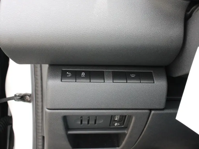Peugeot 3008 Style 1.2 PureTech 130PK Trekhaak, Navigatie, Parkeersensoren, Cruise Control, Climate Control afbeelding 19