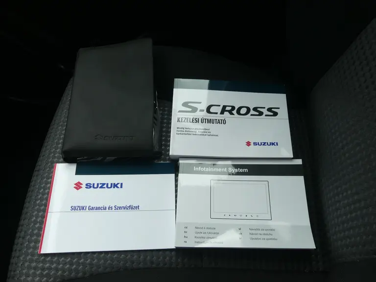 Suzuki S-Cross 1.4 Boosterjet Select Smart Hybrid Navigatie, Park. Sensoren voor/achter, Cruise Control afbeelding 32