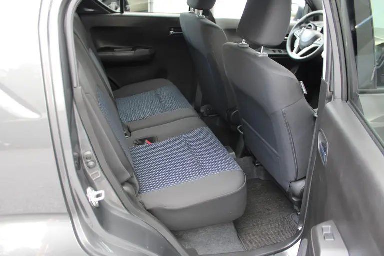 Suzuki Ignis 1.2 Smart Hybrid Style , Automaat, All-Seasonbanden, Keyless Entry en Cruise Control afbeelding 12