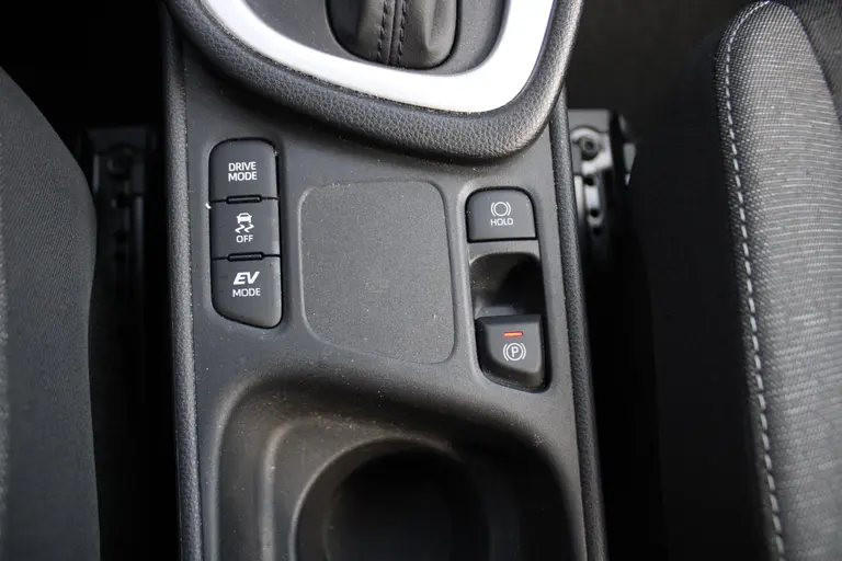 Toyota Yaris 1.5 Hybrid Dynamic Cruise Control Adaptief, achteruitrijcamera, Keyless Entry afbeelding 19