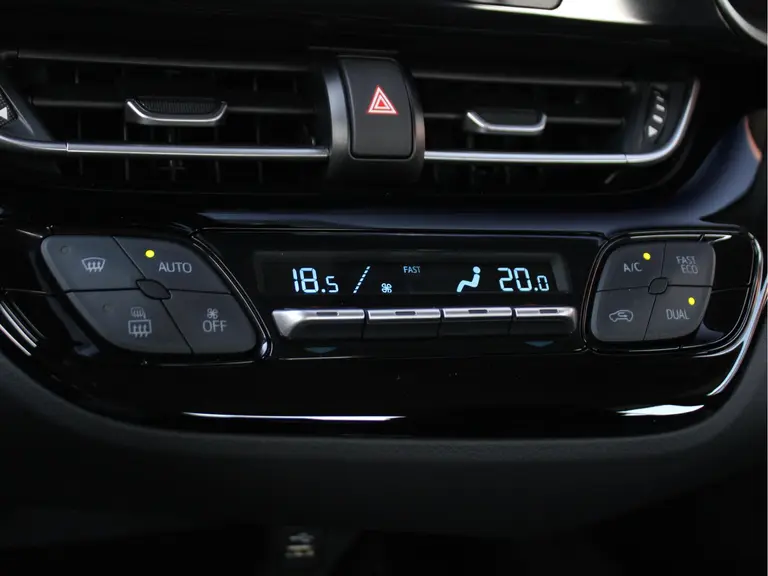 Toyota C-HR 1.8 Hybrid Dynamic Automaat Navigatie, Cruise Control Adaptief, Parkeersensoren Voor en Achter, Airco Automatisch afbeelding 27