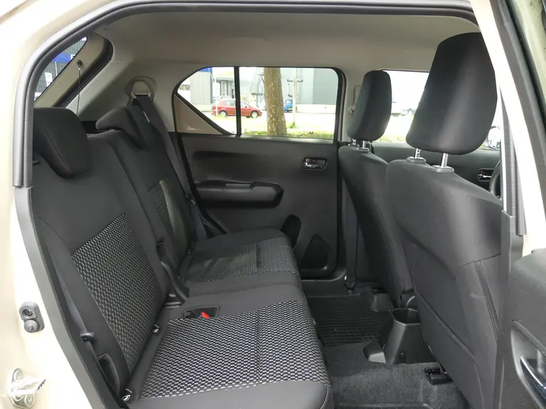 Suzuki Ignis 1.2 Smart Hybrid Style Cruise & Climate control, Apple Carpl/Andr Auto, Navi afbeelding 26