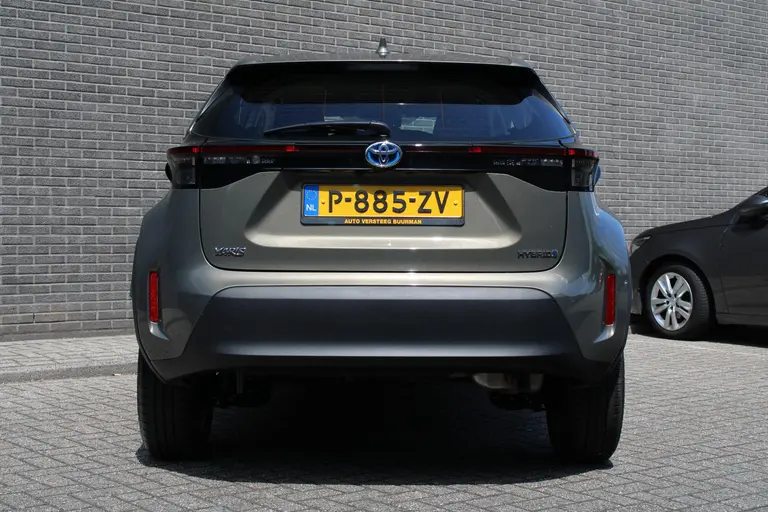 Toyota Yaris Cross 1.5 Hybrid Active Automaat, Airco, Adaptive CruiseControl, Achteruitrijcamera, 16"inch LM velgen. Gereserveerd afbeelding 6