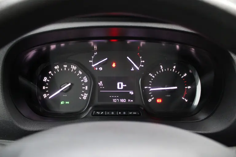 Peugeot Expert 2.0 BlueHDI 120 Standard Premium Airco, Cruise control, Trekhaak, Apple Carplay/Android auto, Bluetooth handsfree, afbeelding 15