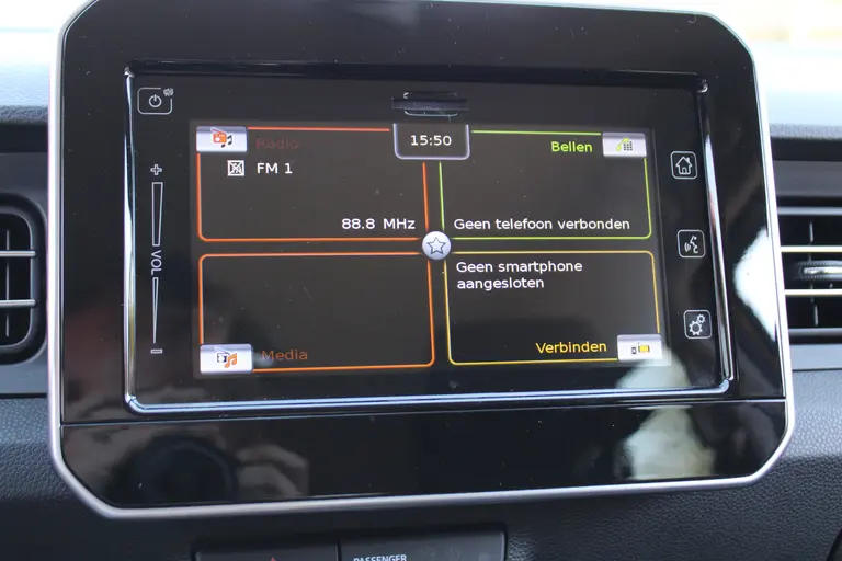 Suzuki Ignis 1.2 Smart Hybrid Select Stoelverwarming, Achteruitrijcamera, Airco, Verwarmde Buitenspiegels, Bluetooth afbeelding 22
