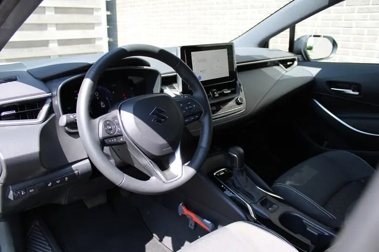 Suzuki Swace 1.8 Hybrid Select Automaat, Achteruitrijcamera, Stuurverwarming, Apple Carpl./Andr. Auto afbeelding 28