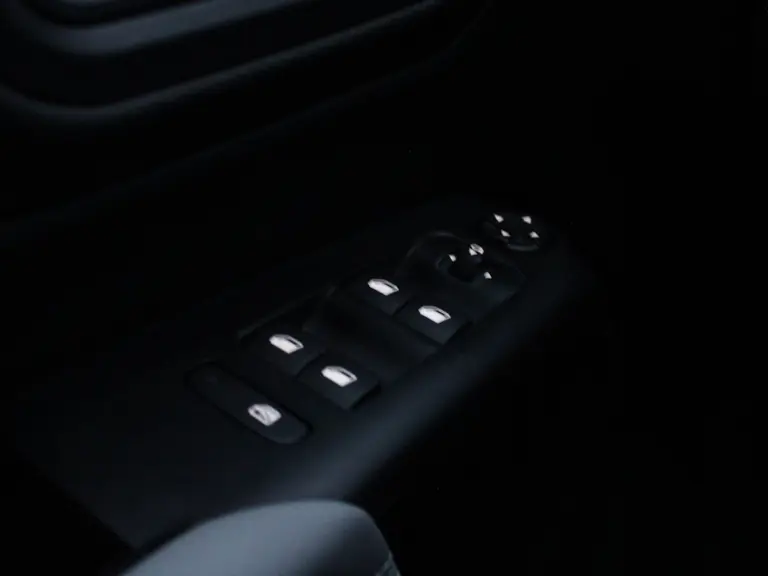 Citroën C5 Aircross 1.2 Hybrid 136PK ë-Series Automaat Navigatie, Achteruitrijcamera, Keyless Entry & Start, Parkeersensoren, Stoelverwarming afbeelding 18