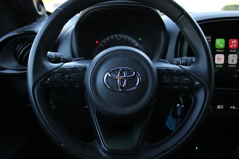 Toyota Aygo X 1.0 VVT-i S-CVT Envy Achteruitrijcamera, Cruise Control Adaptief, Airco Automatisch, DAB, Bluetooth afbeelding 23