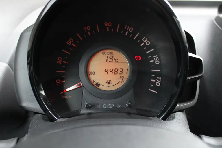 Peugeot 108 1.0 e-VTi Active 5-deurs airco, elektrische bediende ramen voor, bluetooth handsfree afbeelding 16