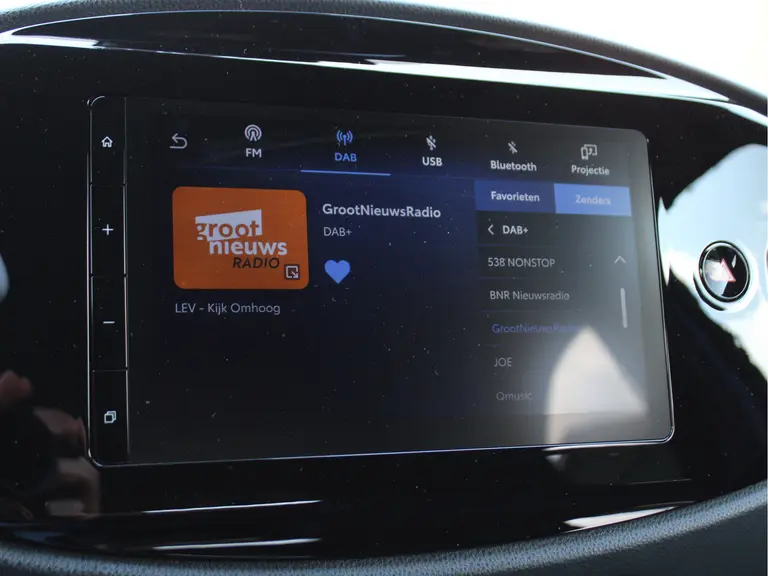 Toyota Aygo X 1.0 VVT-i S-CVT Pulse Automaat Adaptieve Cruise en Climate Control, Carplay/Android Auto, Keyless Go afbeelding 23