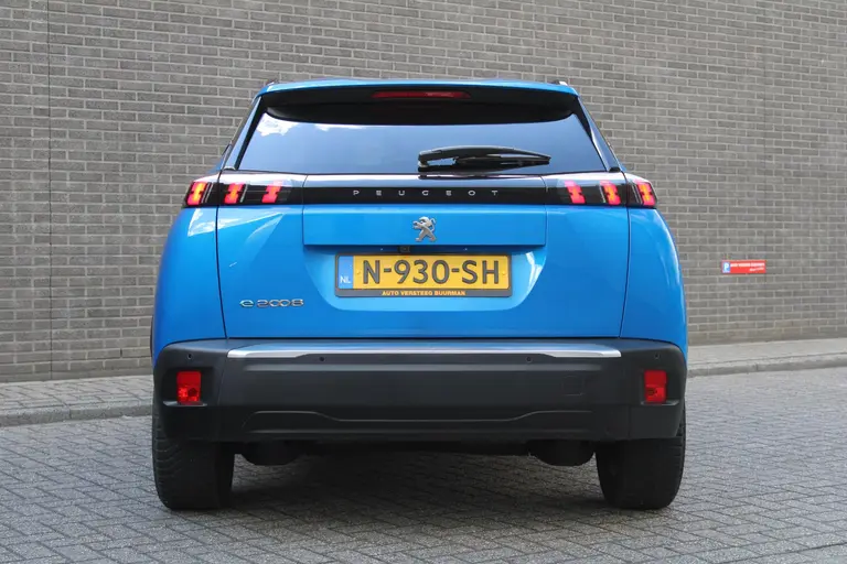 Peugeot e-2008 EV Allure Pack 50 kWh Navigatie, CruiseControl, Keyless Start, Airco, Applecarpl./Andr. Auto afbeelding 6