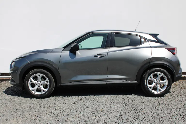 Nissan Juke 1.0 DIG-T Business Edition, Automaat, Met Trekhaak, Camera, Applecarplay/Androidauto en Dealer onderhouden! afbeelding 2