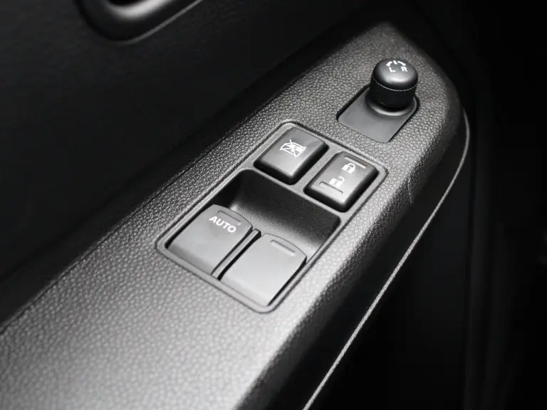 Suzuki Ignis Comfort 1.2 Smart Hybrid 83PK 6 Jaar Garantie, Bluetooth, DAB Radio, CD-Speler, Airco, Automatische Dimlichten afbeelding 12