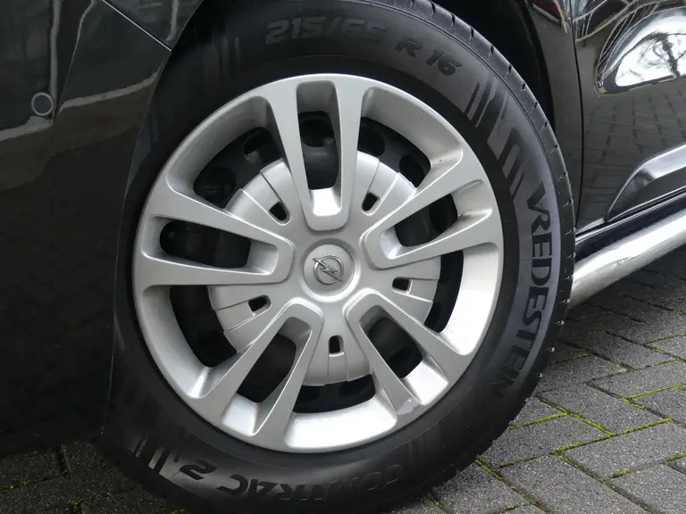 Opel Vivaro 1.5 CDTI L2H1 Edition, Trekhaak, Camera, Navigatie, AppleCarplay/Android Auto Airco, Trekhaak,  Navigatie, Achteruitrijcamera afbeelding 24