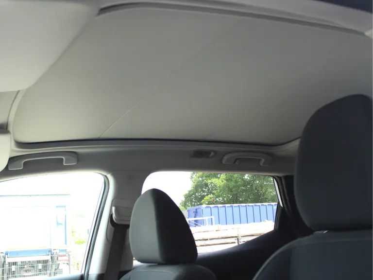 Nissan QASHQAI 1.2 N-Connecta Automaat Trekhaak, Panoramadak, Cruise en Climate Control, Achteruitrijcamera afbeelding 8