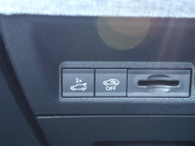 Peugeot 3008 GT 1.2 Hybrid 136PK e-DCS6 Automaat 360 Camera, Navigatie, Elektrische Achterklep, Parkeerhulp voor & achter afbeelding 33