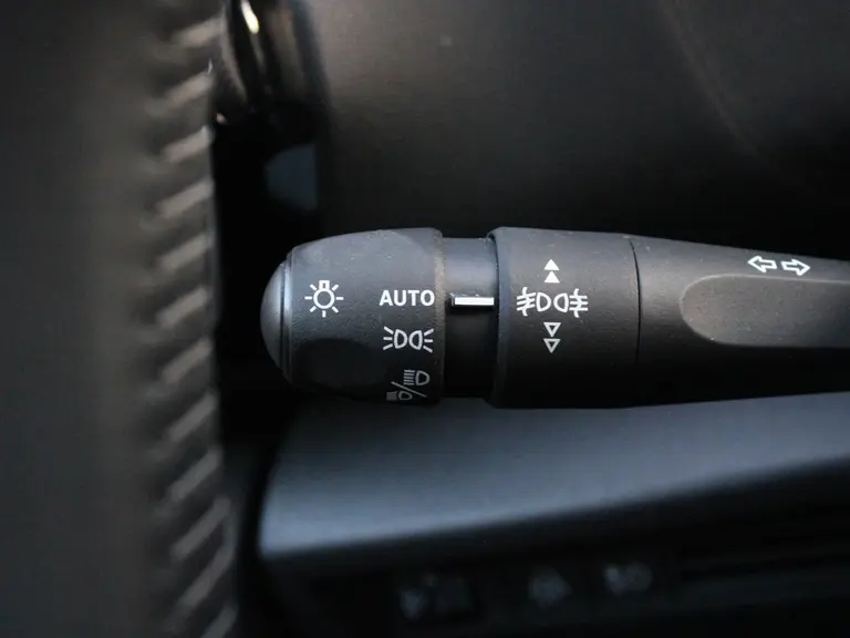 Citroën Ë-C4 Feel 50 kWh 136PK inclusief batterijtest Achteruitrijcamera, Cruise Control, Parkeersensoren Achter, Led Koplampen, Lichtmetalen Velgen afbeelding 18