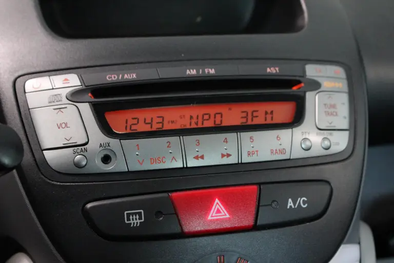 Toyota Aygo 1.0-12V Now Airco, Elektrische Ramen, Centrale Vergrendeling, Radio afbeelding 20