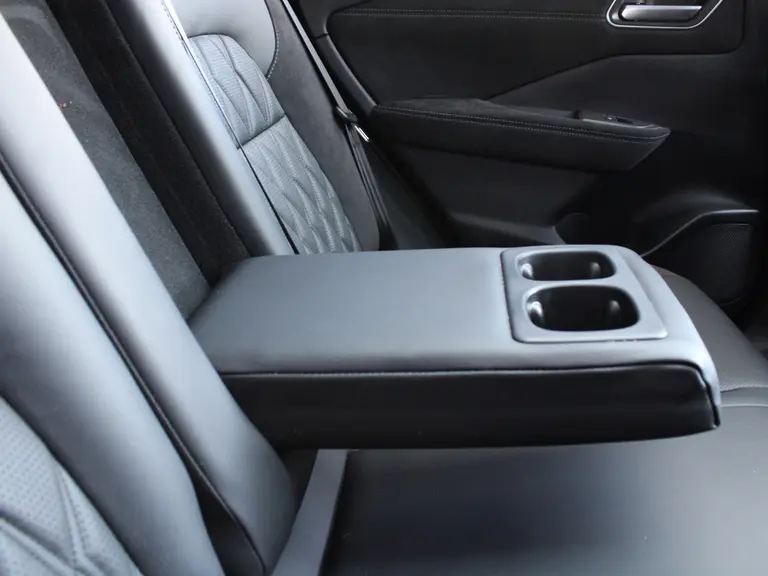 Nissan QASHQAI Tekna Plus 1.3 MHEV 158PK Xtronic Automaat Navigatie, Rondomzichtcamera, Keyless, Stoel, Stuur en Voorruitverwarming, Massage, Elektrische Klep, Leder-Alcantara afbeelding 47