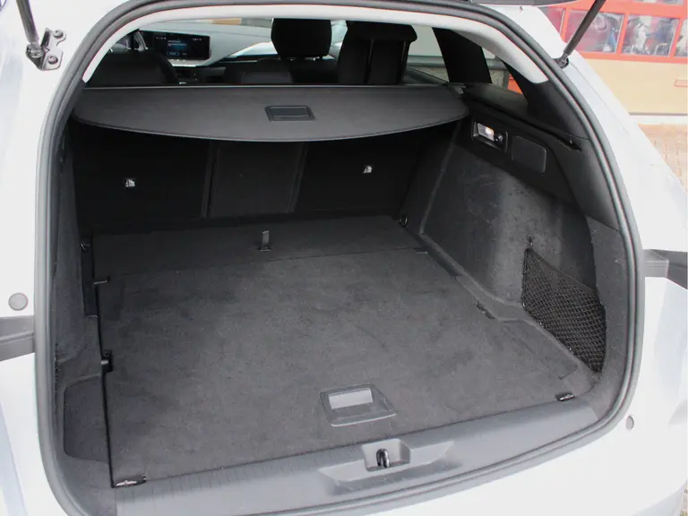 Opel Astra Sports Tourer 1.2 Level 2 Cruise en Climate Control, Parkeersensoren Voor en Achter, Navigatie afbeelding 9