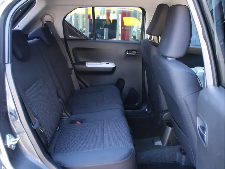 Suzuki Ignis 1.2 Smart Hybrid Style Multimediasysteem, Cruise control, Climate control, Stoelverwarming, Parkeercamera afbeelding 9