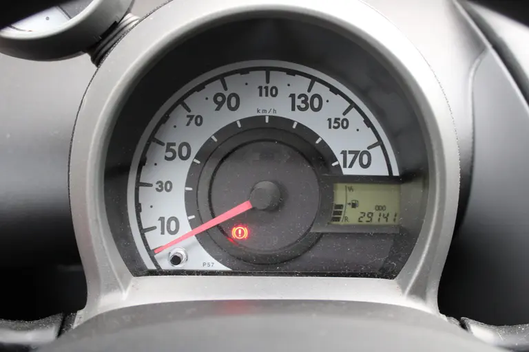 Peugeot 107 1.0-12V XS Radio, Airco, Elektr. Ramen, Toerenteller, 29.000 km! afbeelding 10