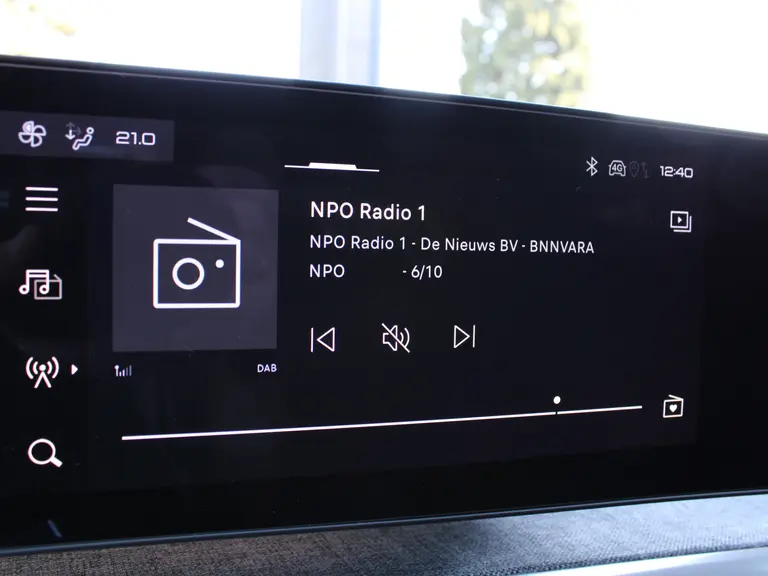 Peugeot 5008 1.2 Hybrid 136PK GT e-DCS6 Automaat 7P Alcantara Leder, Navigatie, Camera 360, Panoramisch-Open Dak, Elektrische Achterklep afbeelding 19