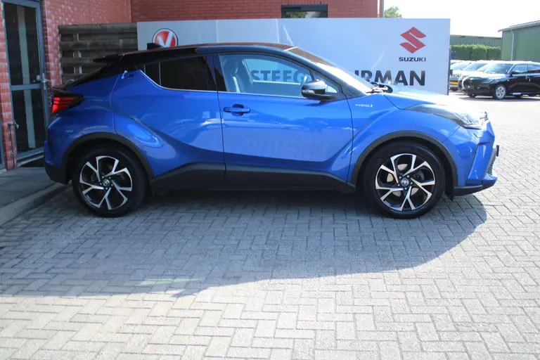 Toyota C-HR 2.0 Hybrid Dynamic , Automaat, Voorruit/Stuurwiel verwarmd, Dealer onderhouden! afbeelding 3