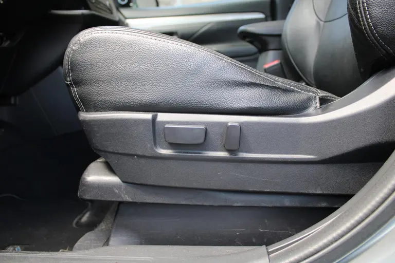 Mitsubishi Outlander 2.0 PHEV Instyle Cruise/Climate control, Navigatie, Trekhaak, Elek.schuifdak, Leder int.,  Stoel verwarming Trekgewicht 1.500 KG! afbeelding 10