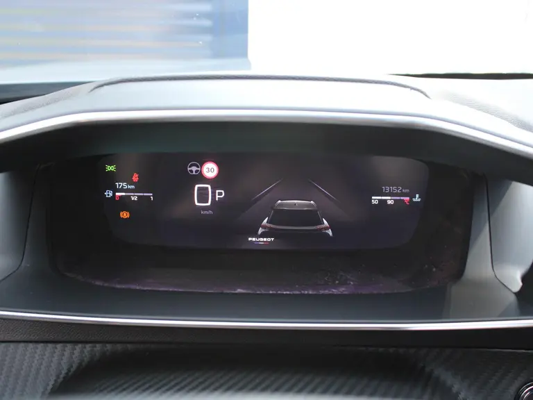 Peugeot 2008 GT 1.2 PureTech 130PK EAT8 Automaat Navigatie, Rondomzichtcamera, Keyless, Alcantara, Massage, Stoelverwarming afbeelding 20