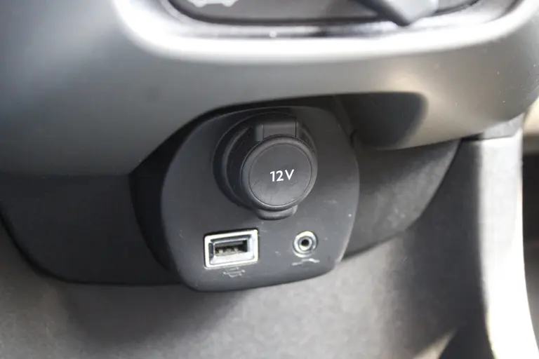 Toyota Aygo 1.0 VVT-i x-nav Achteruitrijcamera, Navigatie, Airco, Bluetooth afbeelding 20
