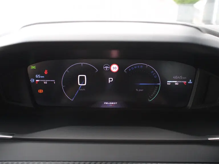 Peugeot 208 Allure 1.2 Hybrid 100PK e-DCS6 Automaat Navigatie, Achteruitrijcamera, Stoelverwarming, Adaptieve Cruise Control afbeelding 17