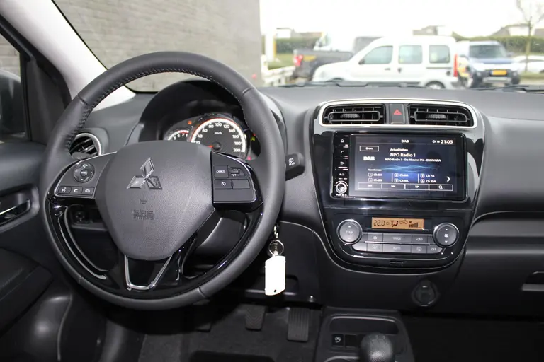 Mitsubishi Space Star 1.2 Dynamic Cruise/Climate control, Camera, Apple Carplay/Android auto, 14" LM velgen afbeelding 22