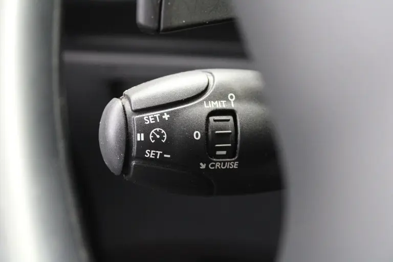 Citroën DS3 1.2 VTi So Chic afbeelding 11