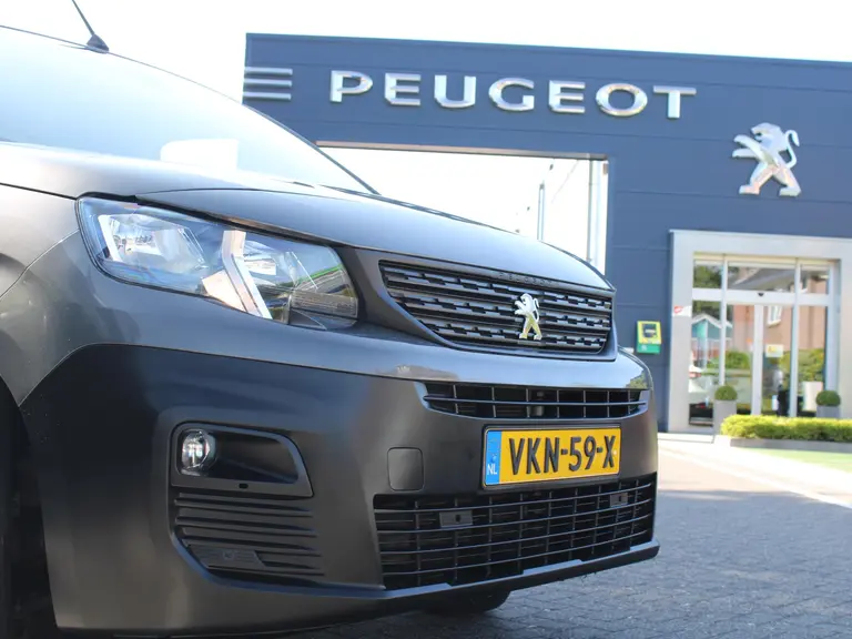 Peugeot Partner Asphalt 1.5 BlueHDI 130PK Achteruitrijcamera, Keyless, Parkeersensoren Voor & Achter, Apple Carplay, Android Auto afbeelding 3