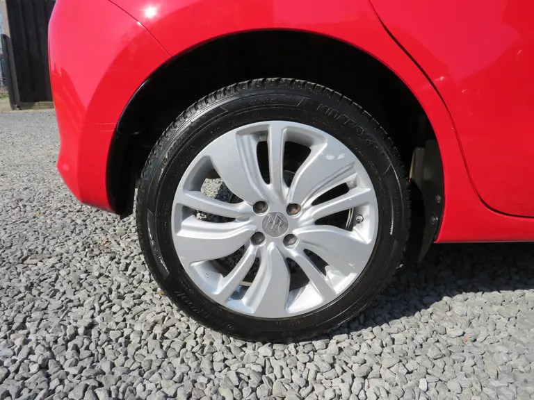 Suzuki Swift 1.2 Comfort Smart Hybrid, Dealer onderhouden, Alcantara bekleding en Dakspoiler afbeelding 4