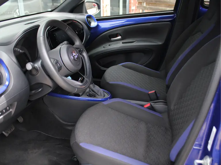 Toyota Aygo X 1.0 VVT-i S-CVT Pulse Automaat Adaptieve Cruise Control, Carplay/Android Auto, Achteruitrijcamera, Airco afbeelding 31