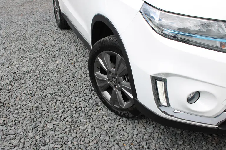 Suzuki Vitara 1.4 Boosterjet Select Smart Hybrid , Automaat, 17000 km en Trekgewicht van 1500KG! afbeelding 6