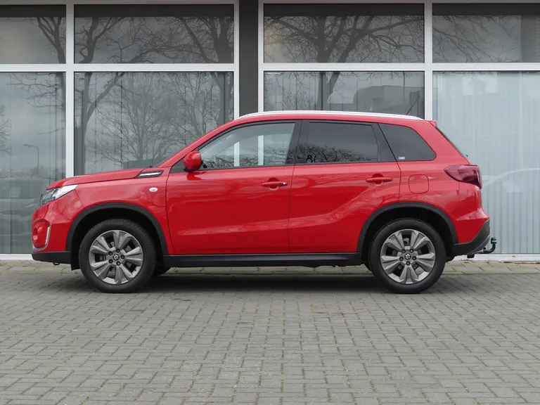 Suzuki Vitara 1.4 Boosterjet Select Smart Hybrid, Automaat, Trekhaak, Navigatie, Keyless en goed onderhouden! 1500 KG TREKGEWICHT! afbeelding 3