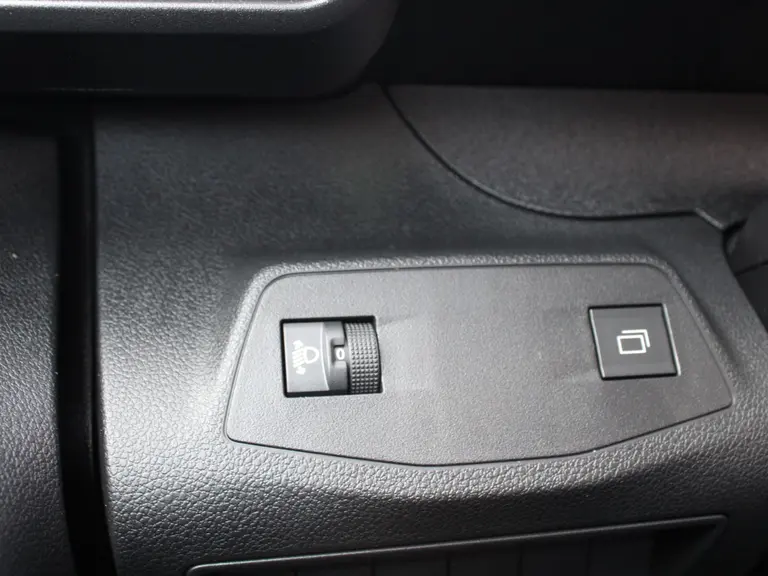 Peugeot Partner 1.5 BlueHDi 130PK EAT8 Automaat L1 White & Black Edition, Navigatie, Airconditioning, Camera Achter + Zijkant, Parkeerhulp voor & achter, Trekhaak afbeelding 29
